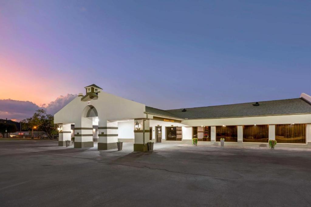Best Western Post Oak Inn Burnet Dış mekan fotoğraf